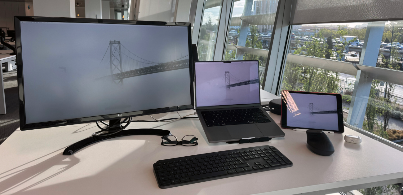 Office setup photo